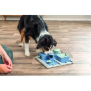 Trixie Spielzeug Dog Activity Poker Box 2